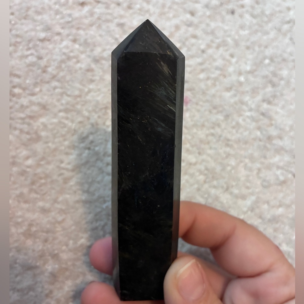 3.5 inch Arfvedsonite crystal tower